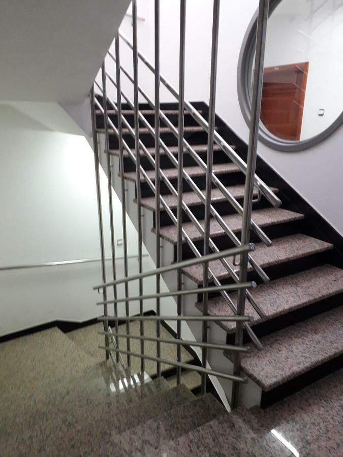 Apartman Dunja Ns 2 Novi Sad Eksteriør billede