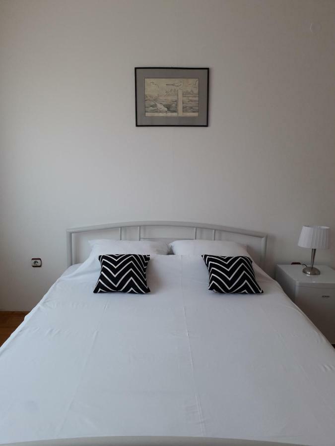 Apartman Dunja Ns 2 Novi Sad Eksteriør billede