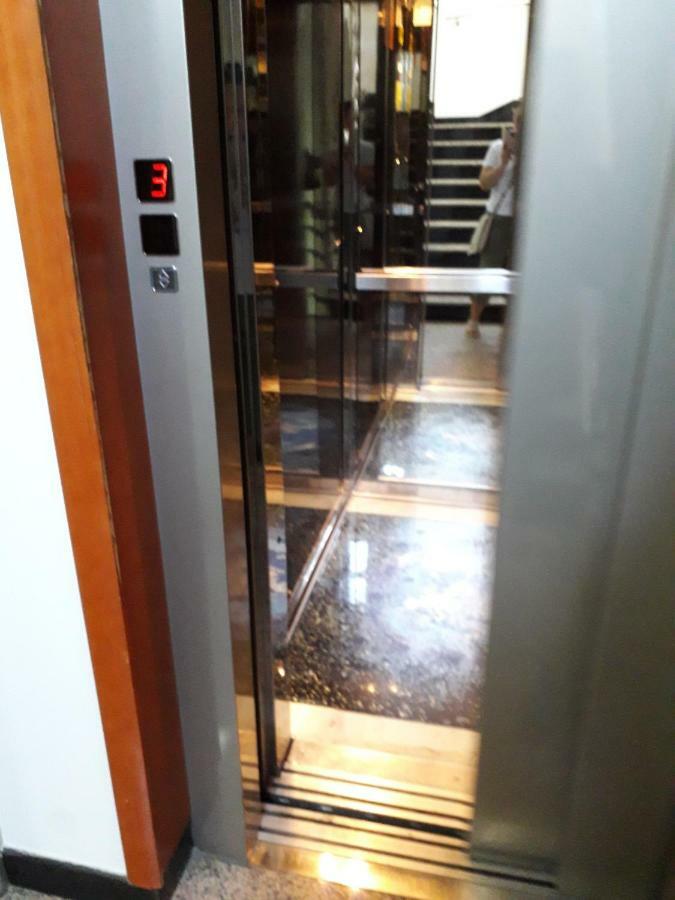 Apartman Dunja Ns 2 Novi Sad Eksteriør billede